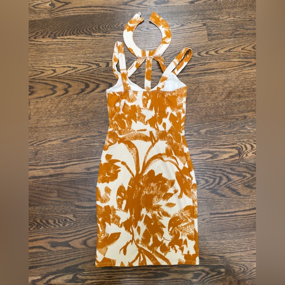 Orange/tan and white mini dress size S - Picture 4 of 7